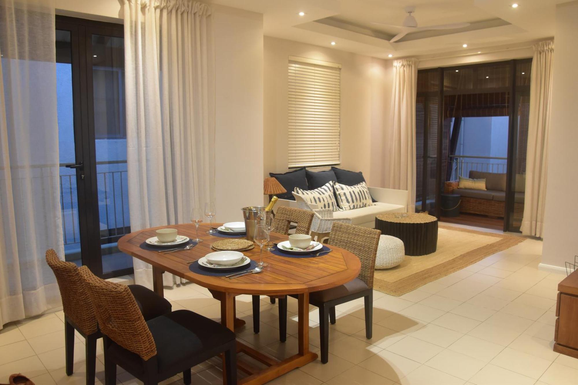 Blue Waves Beachfront Penthouse Flic-en-Flacq Exterior foto